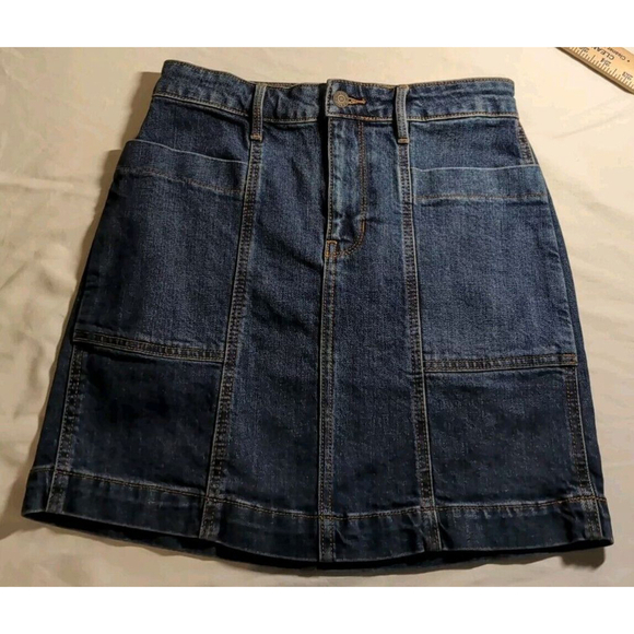Old Navy Blue Jeans Skirt,Size 0, Preowned - Picture 1 of 7